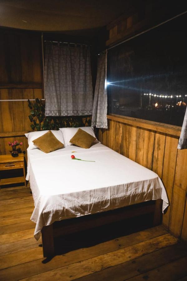 Pampa Hermosa Lake Resort Puerto Maldonado Eksteriør billede
